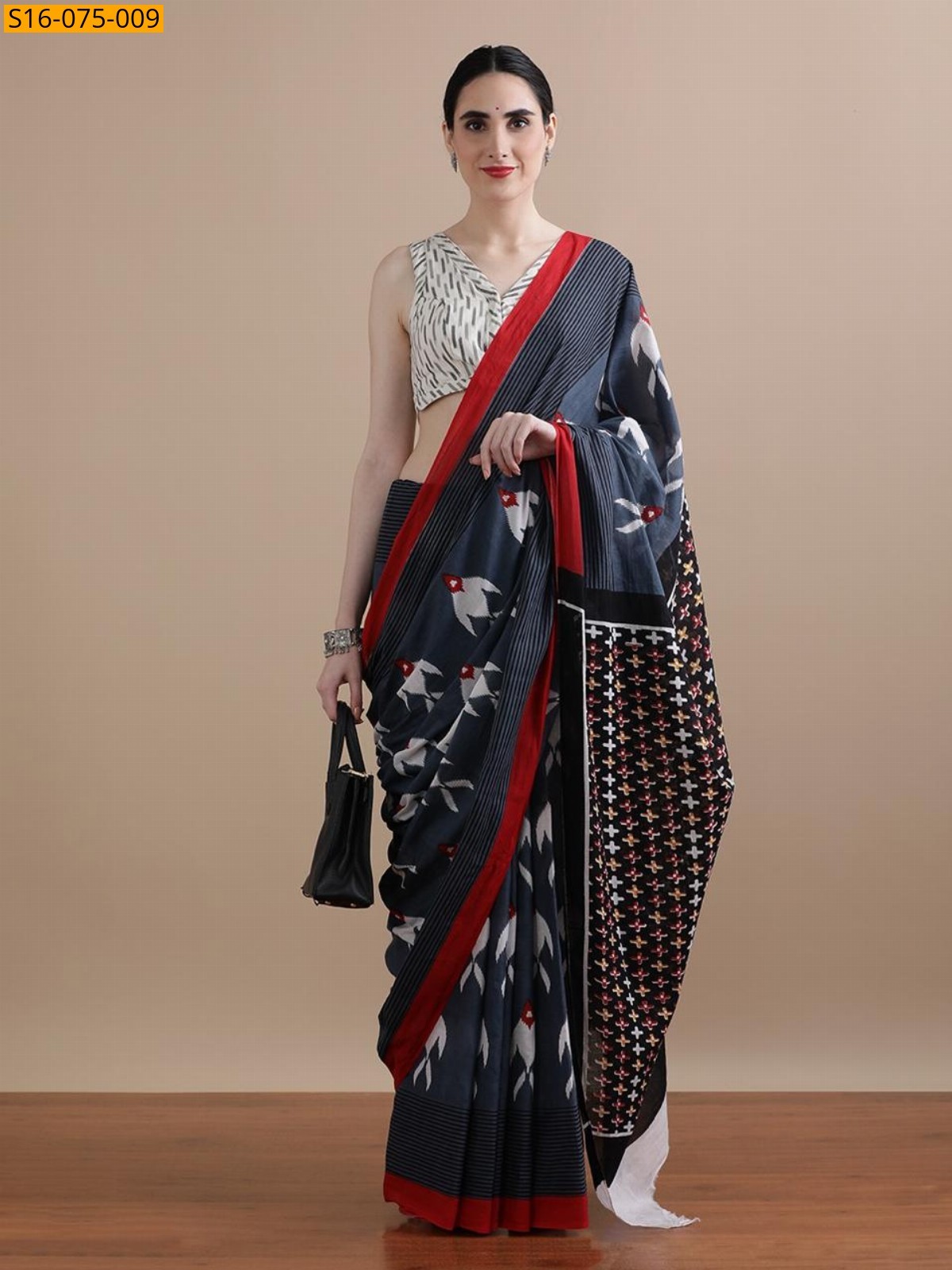 Gray Mulmul cotton  sarees