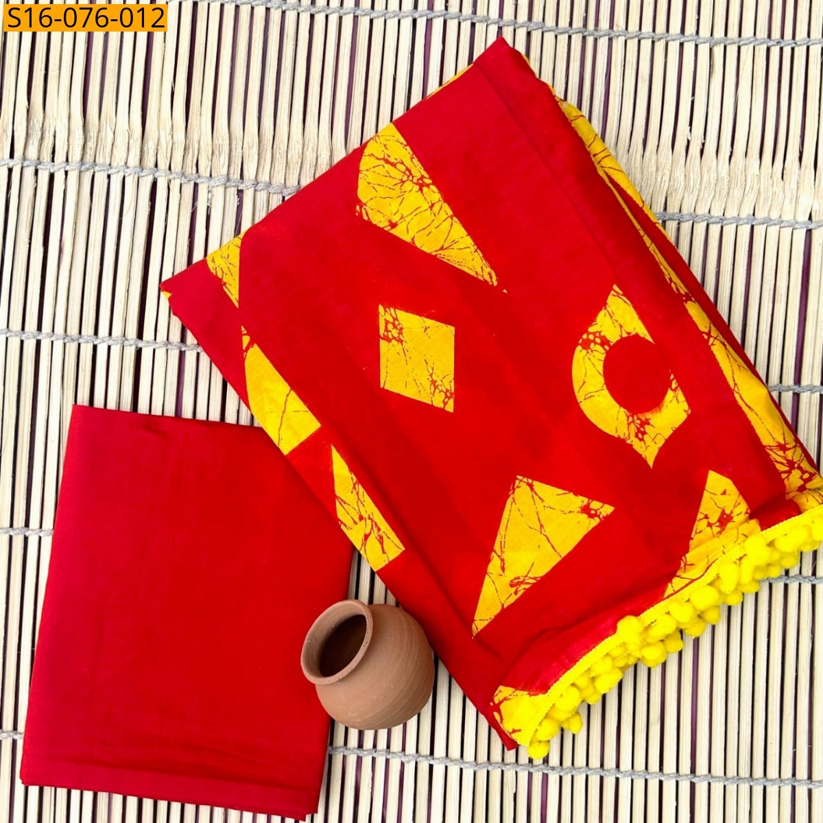 Red Mulmul cotton  sarees With Pompom