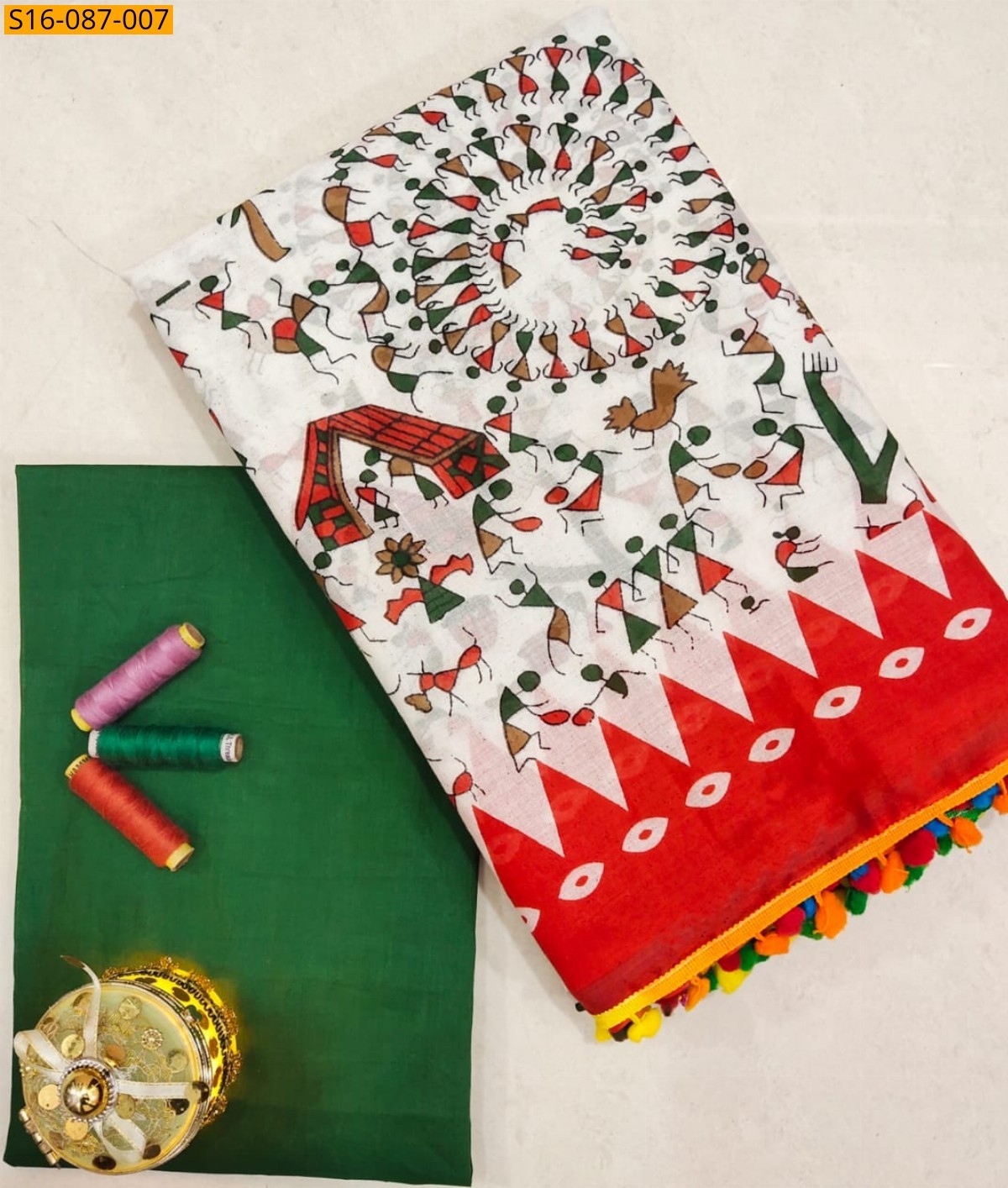 White Mulmul cotton  sarees With Pompom