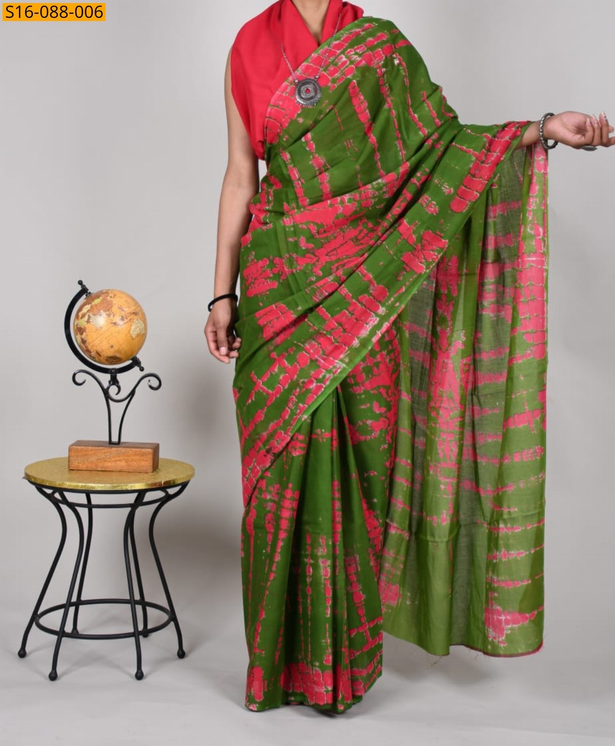 Green Mulmul cotton  sarees