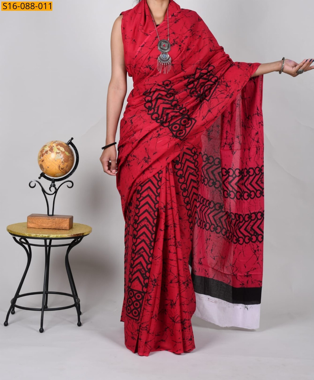 Black Mulmul cotton  sarees