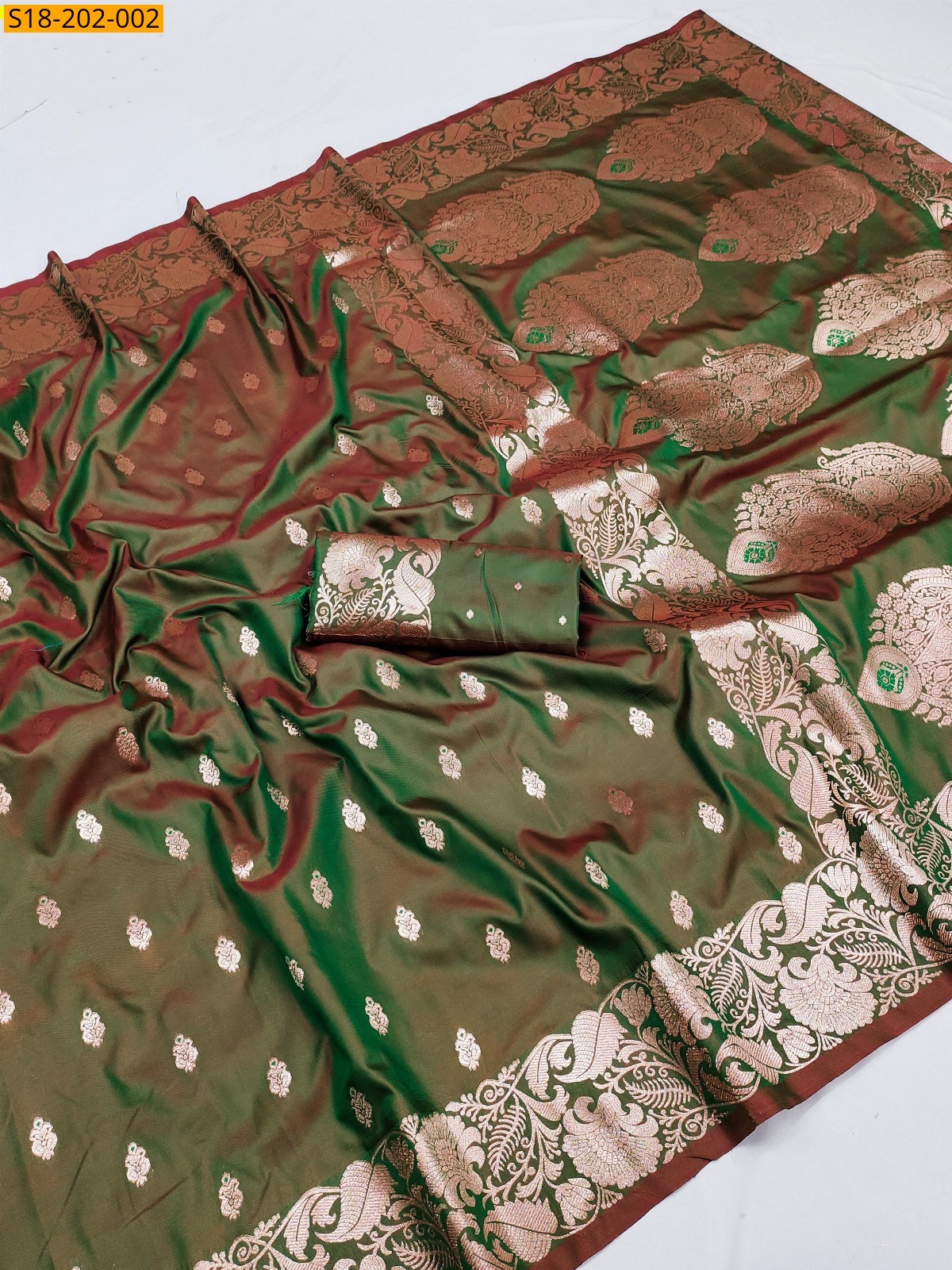 Green Soft And pure banarasi silk saree 