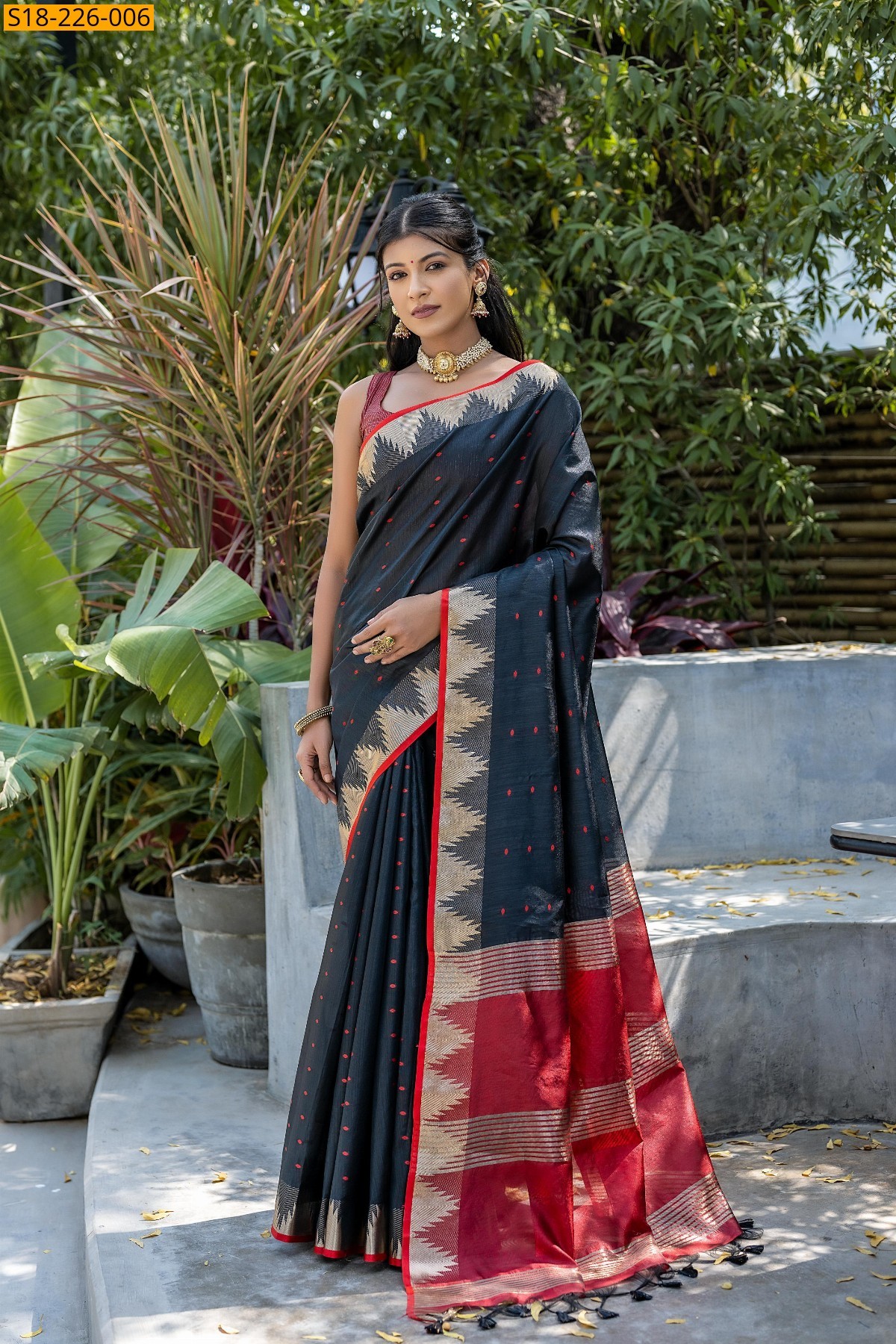 Black Semi Tussar silk sarees