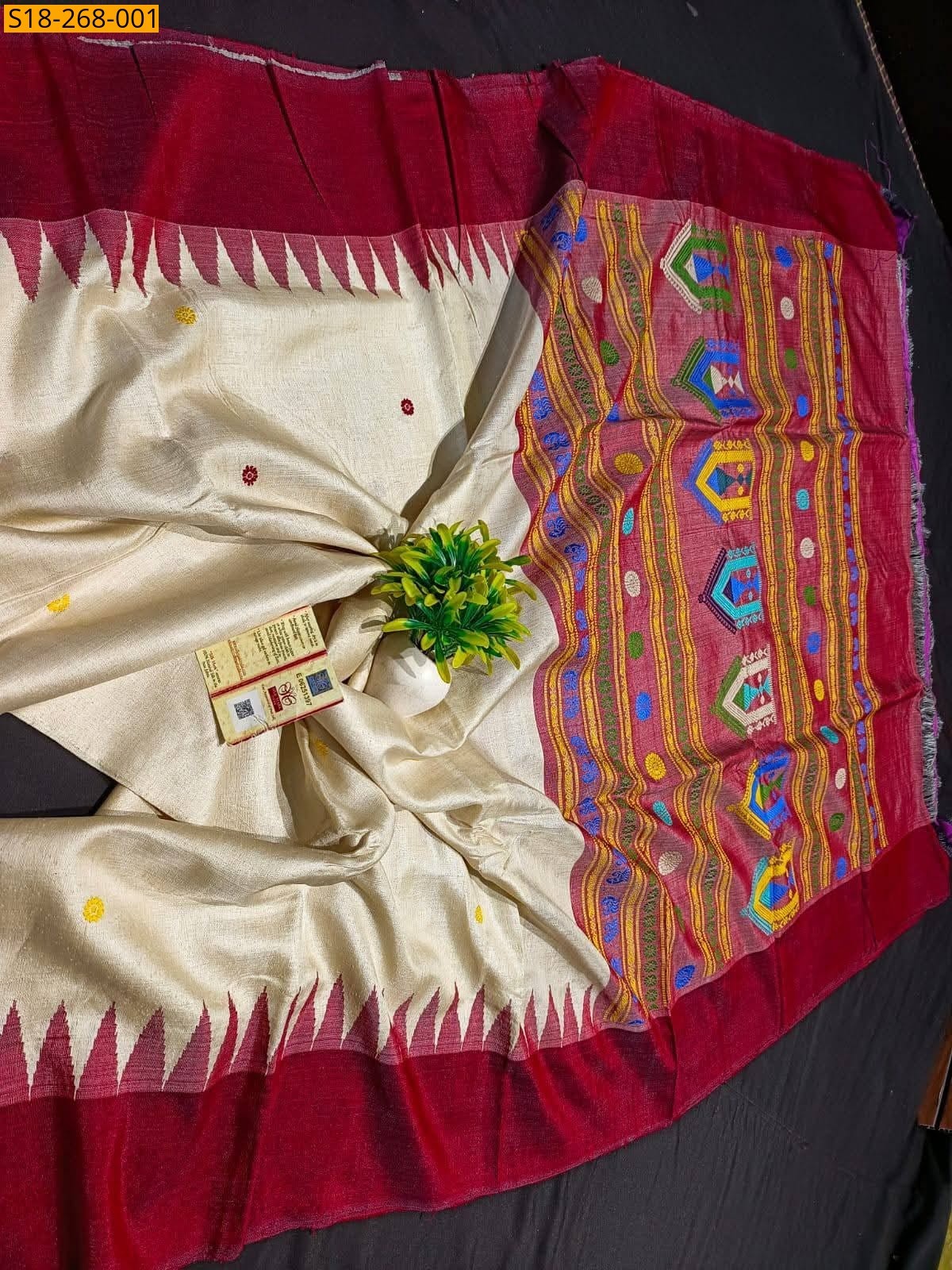 Half white Kanchi silk saree