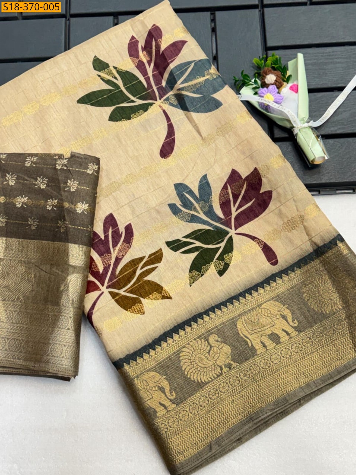 Sandal Fancy Dola Silk Saree