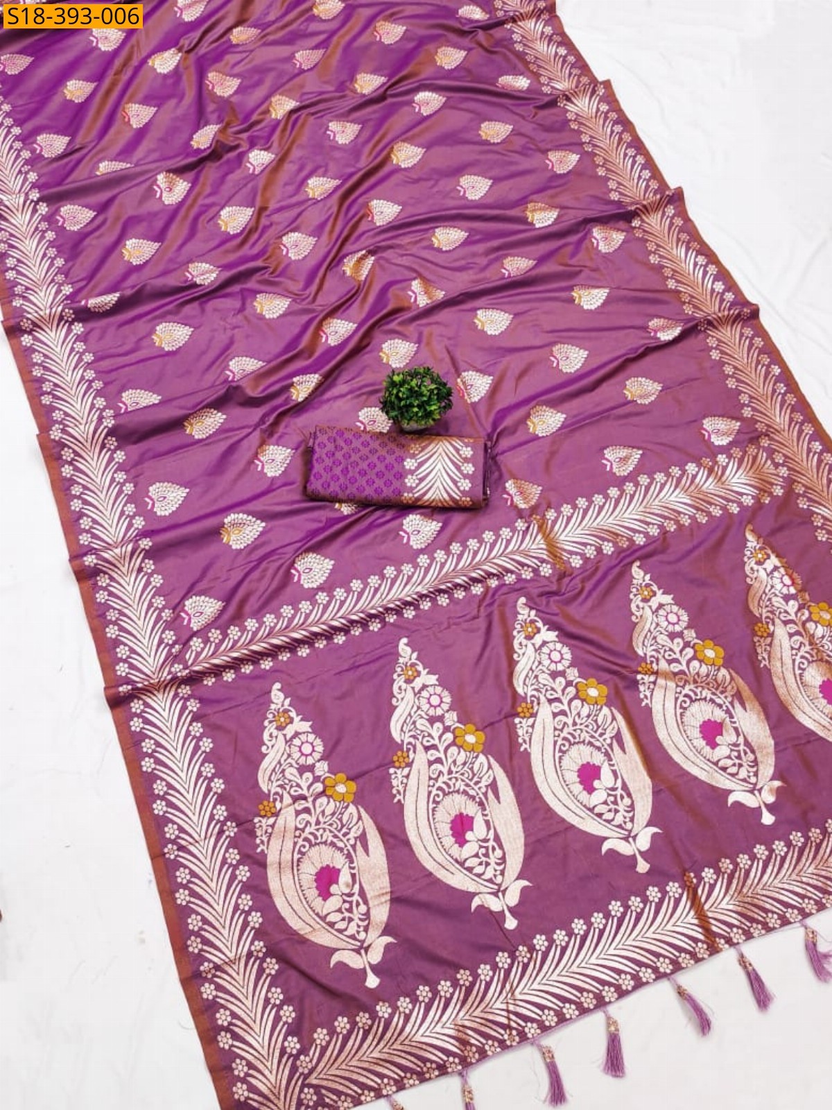 Onion Pink Fancy Banarasi Silk Saree