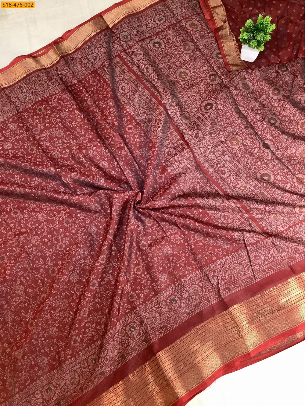 Red Fancy Dola Silk Sarees Red Fancy Dola Silk Sarees