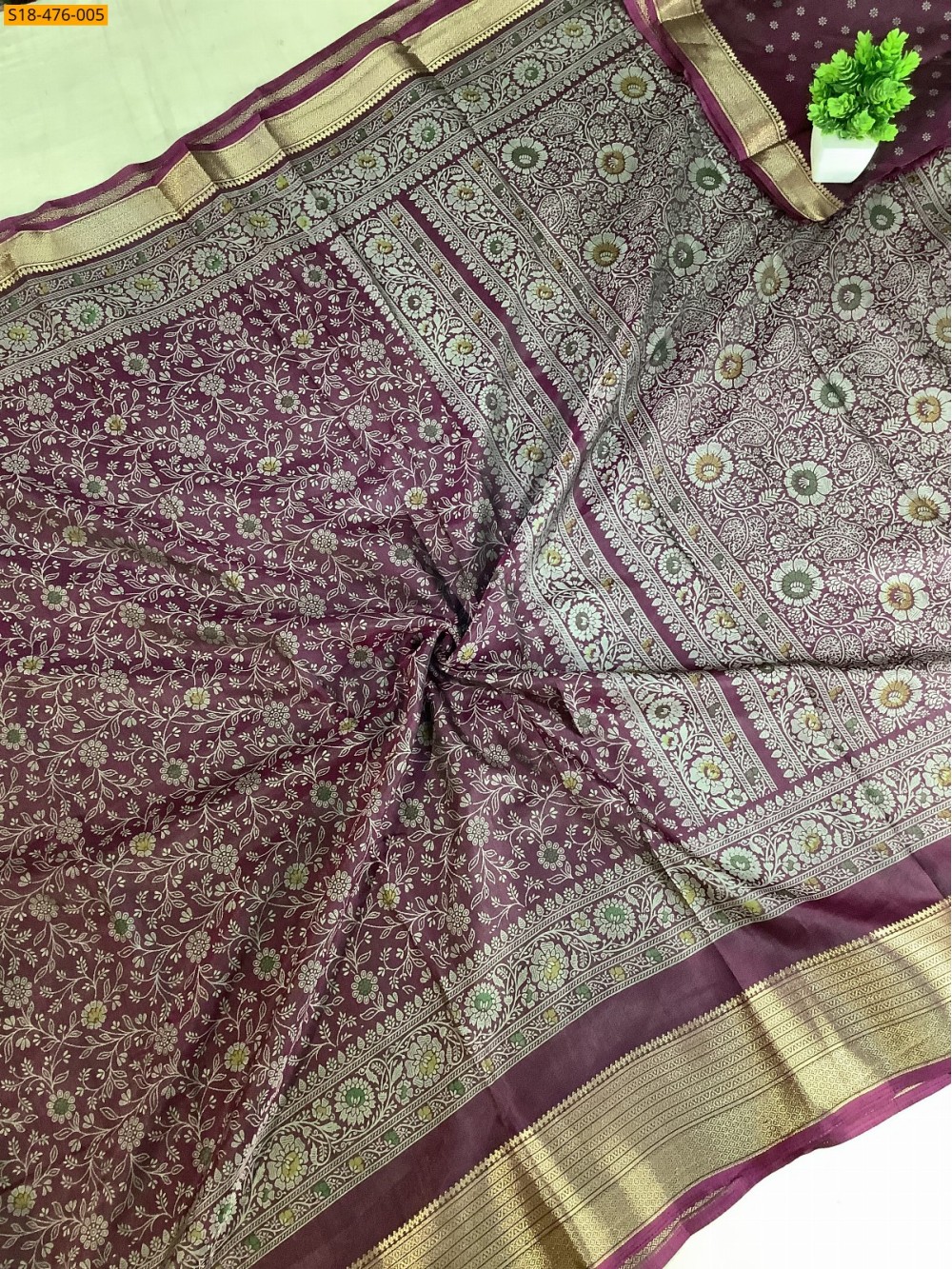 Lavendar Fancy Dola Silk Sarees Lavendar Fancy Dola Silk Sarees
