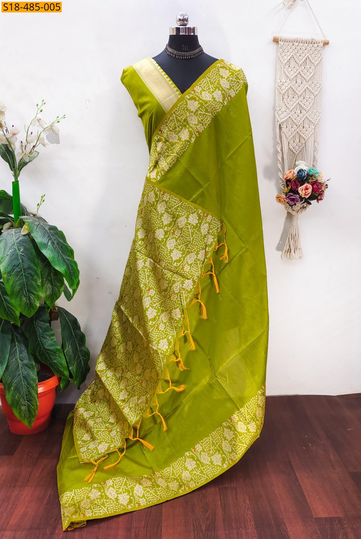 Parrot green Fancy Banglori raw silk Saree