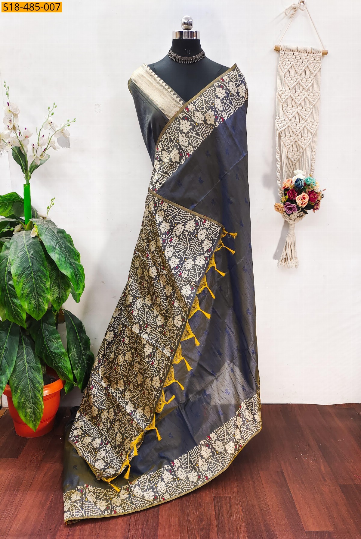 Gray Fancy Banglori raw silk Saree