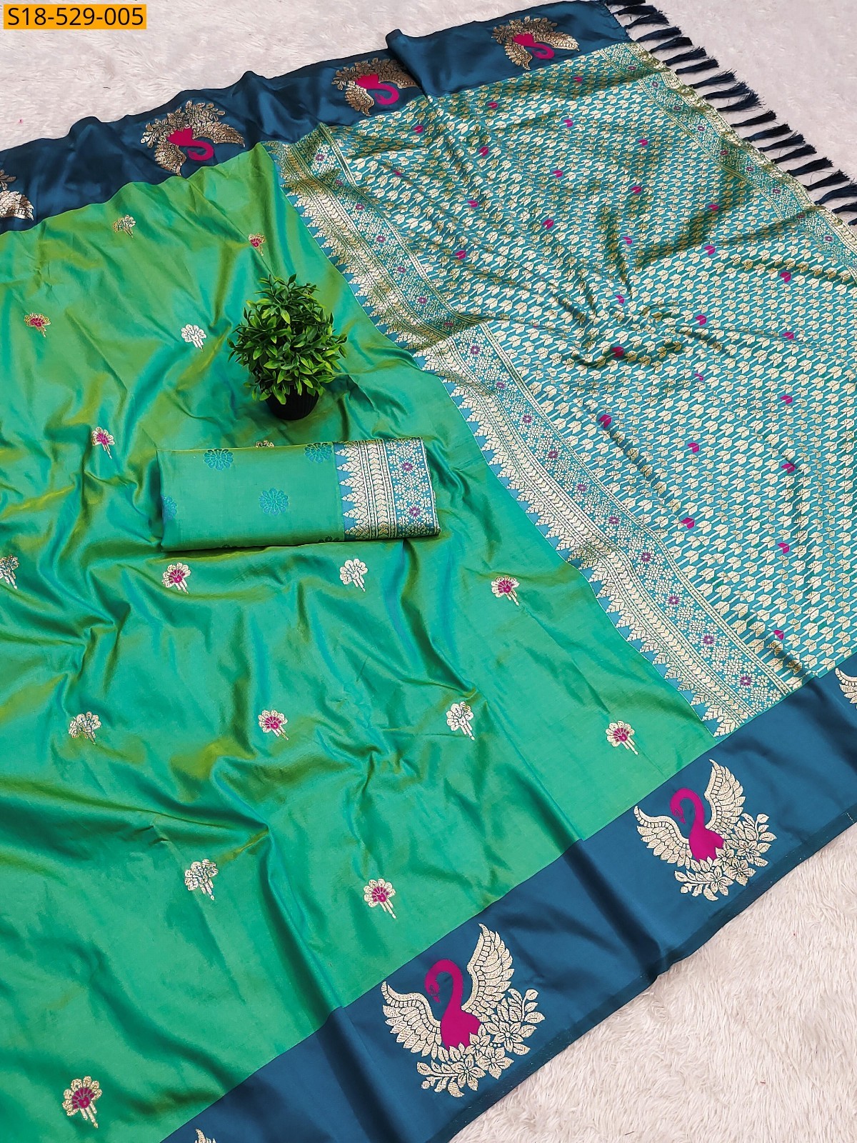 Rama Green Fancy  Banarasi silk saree 