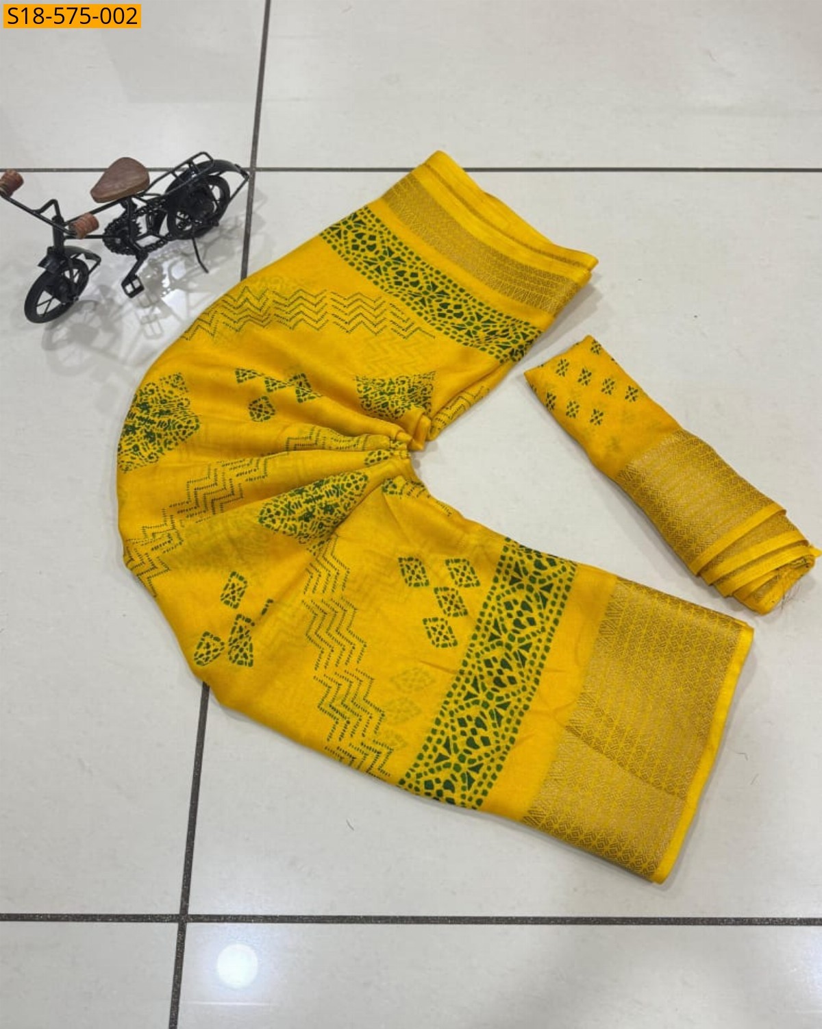 Yellow Marshmallow printed sarees