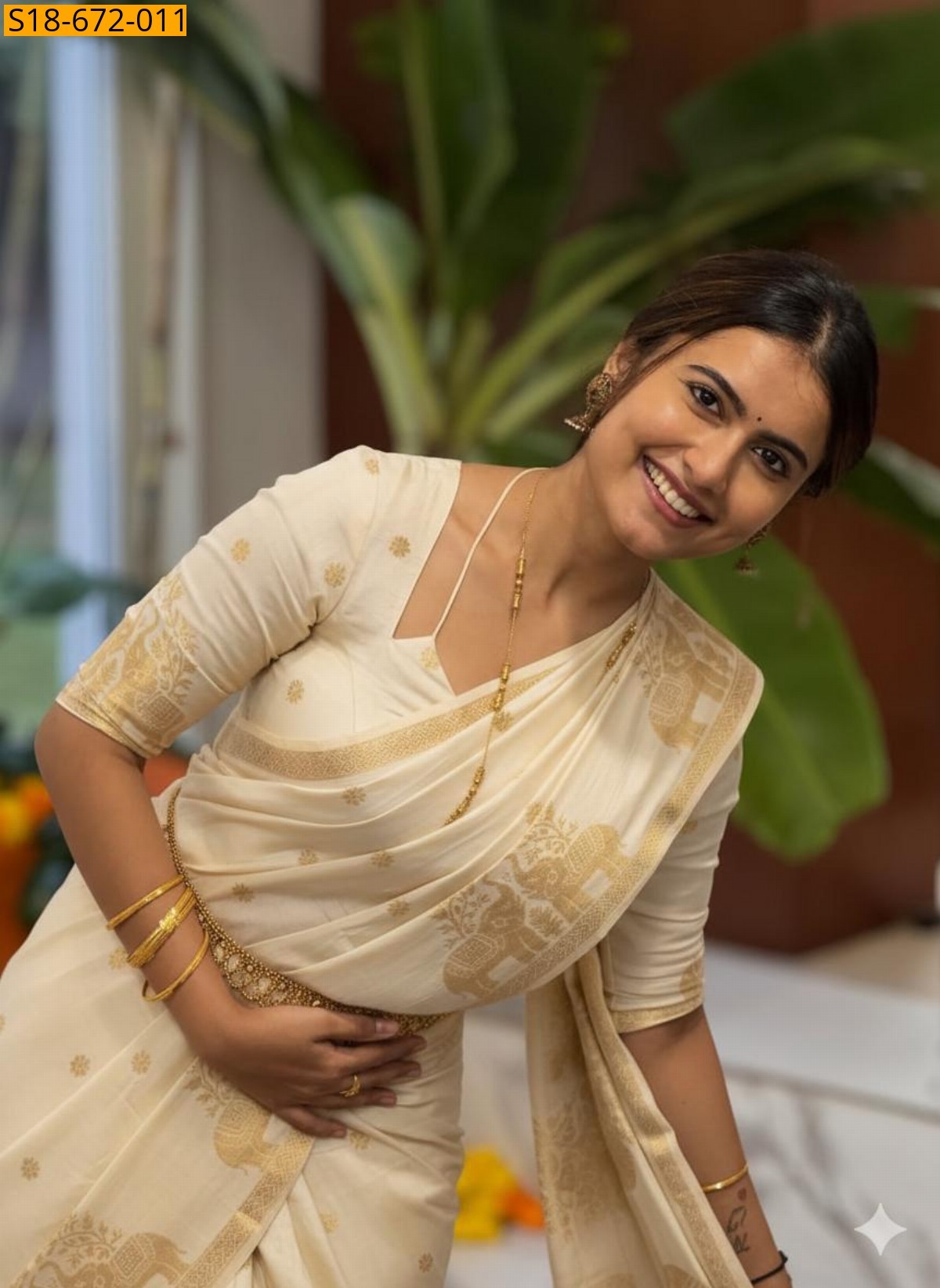 White Fancy Muslin Silk Saree