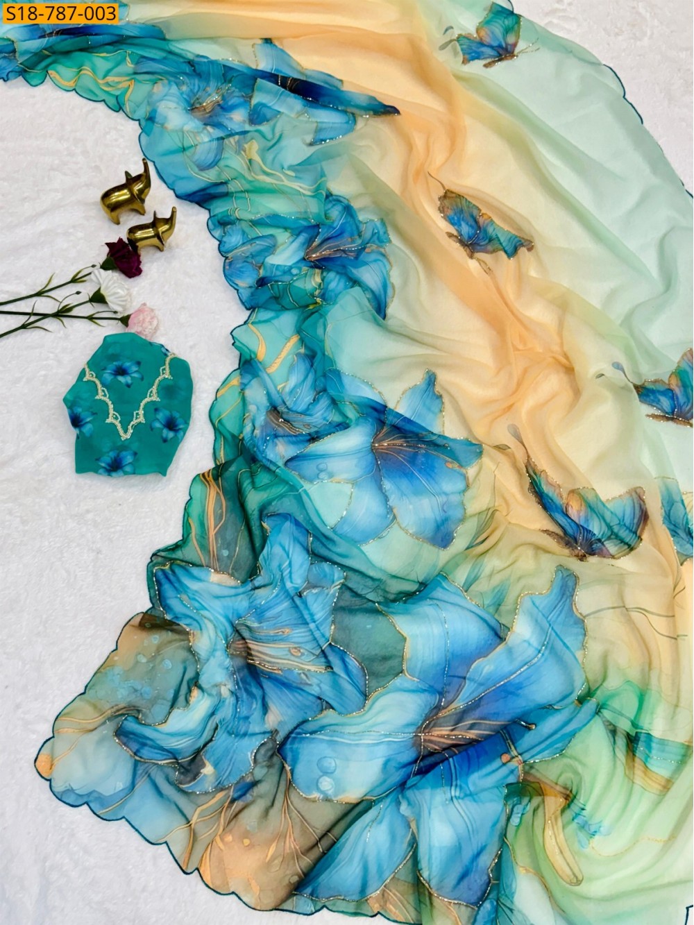 Soft and Smooth Weightless Chiffon Saree