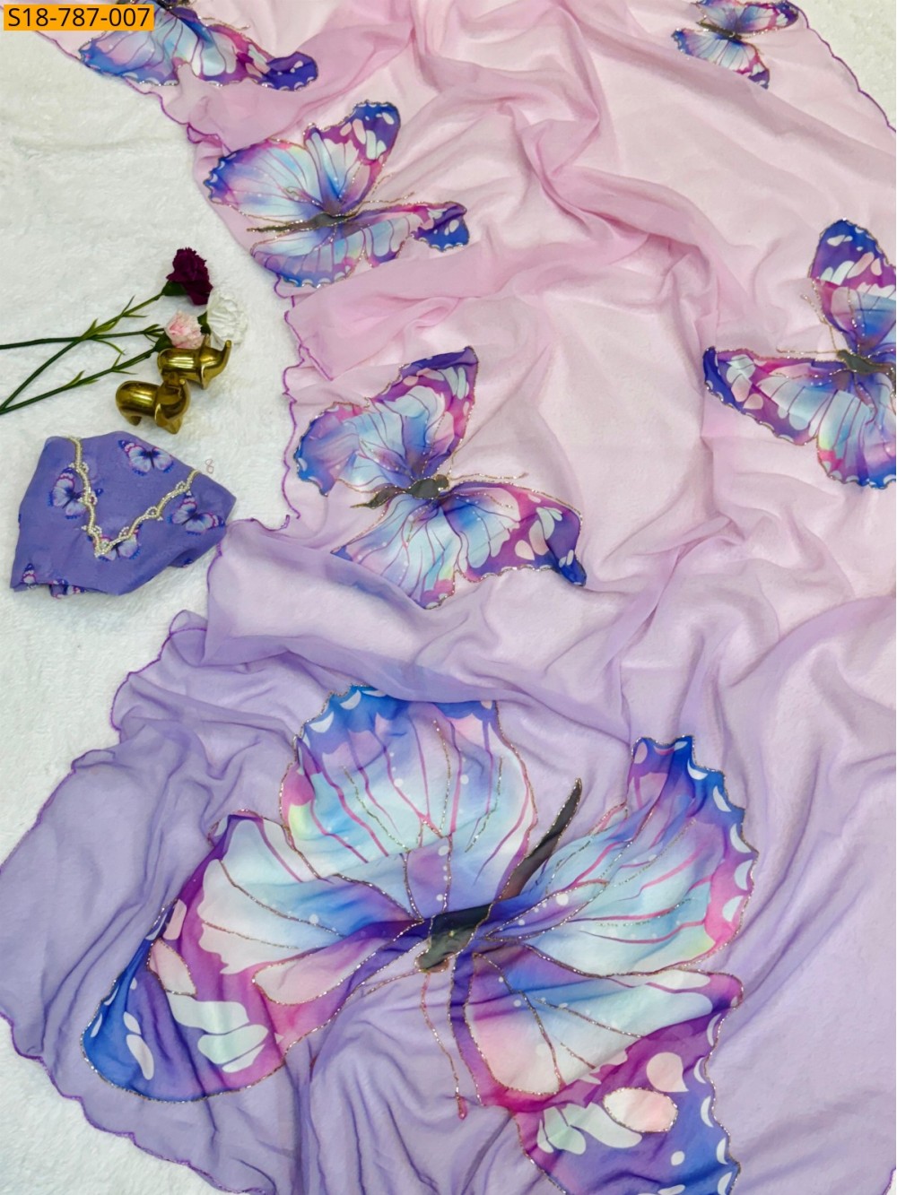 Soft and Smooth Weightless Chiffon Saree