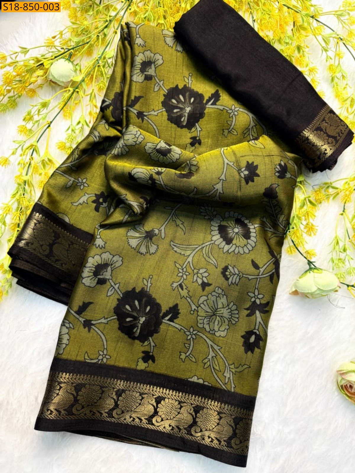 Mehnti Green Fancy Soft bleck dola silk saree