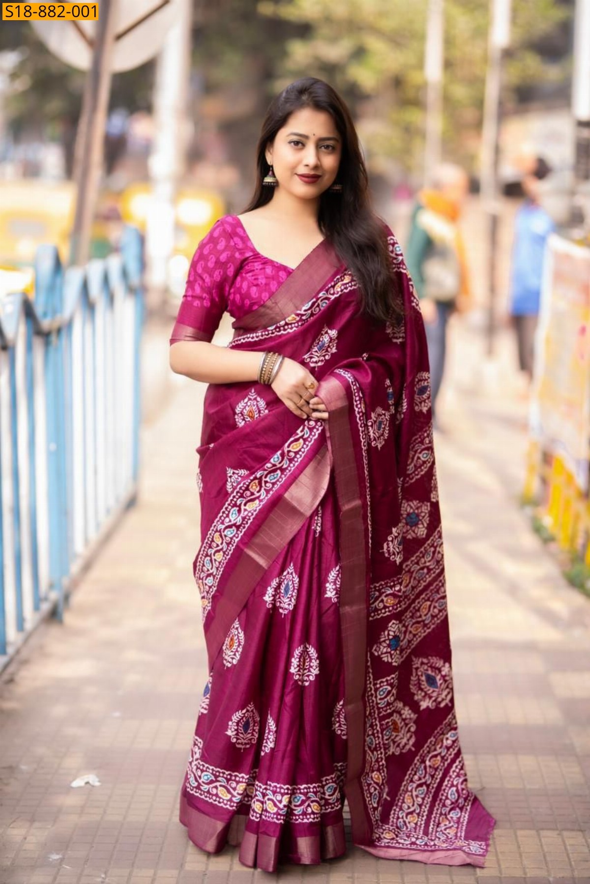 Magenta Fancy Soft Silk Slub Woven Saree
