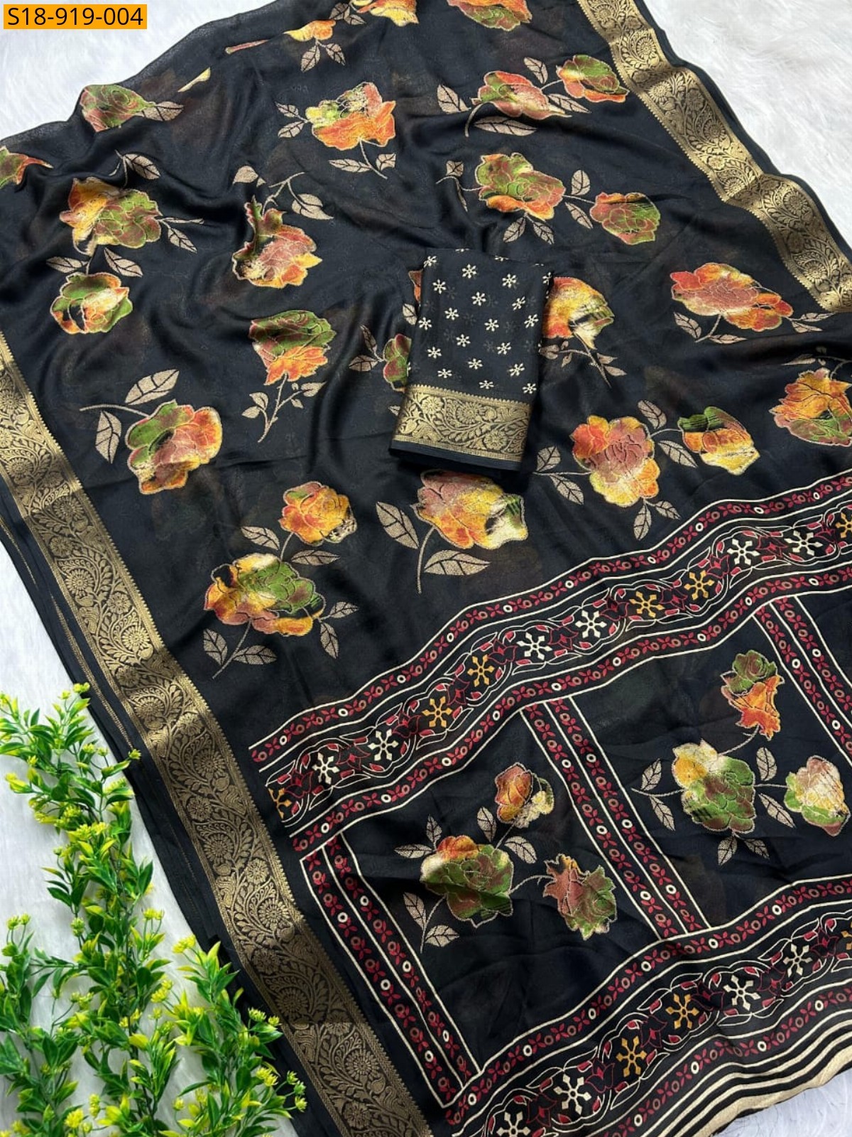 Black Fancy Massmellow Saree