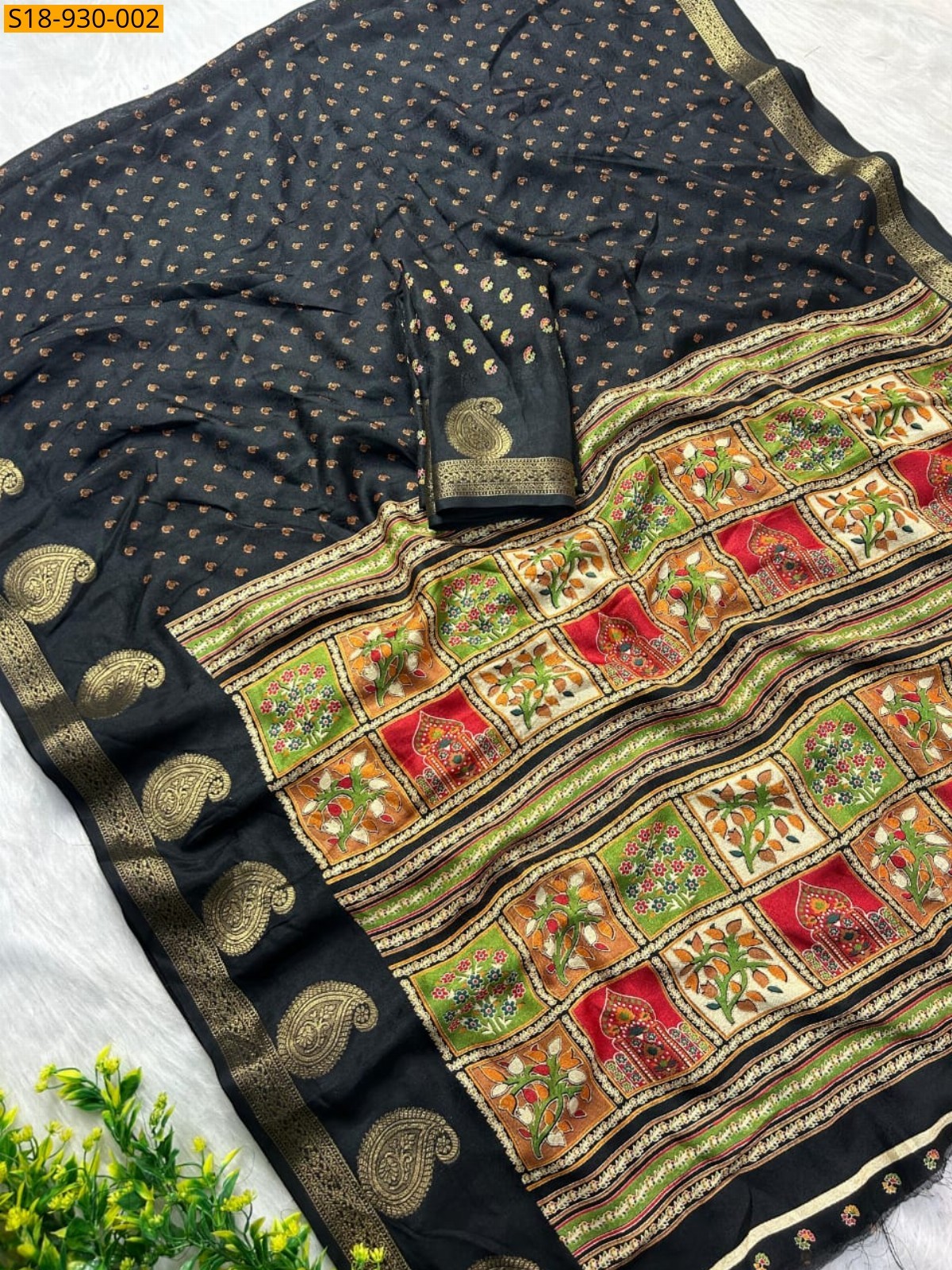 Black Fancy Massmellow Saree