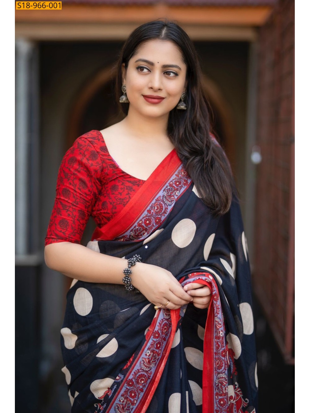 Black Fancy Linen printed Saree Black Fancy Linen printed Saree
