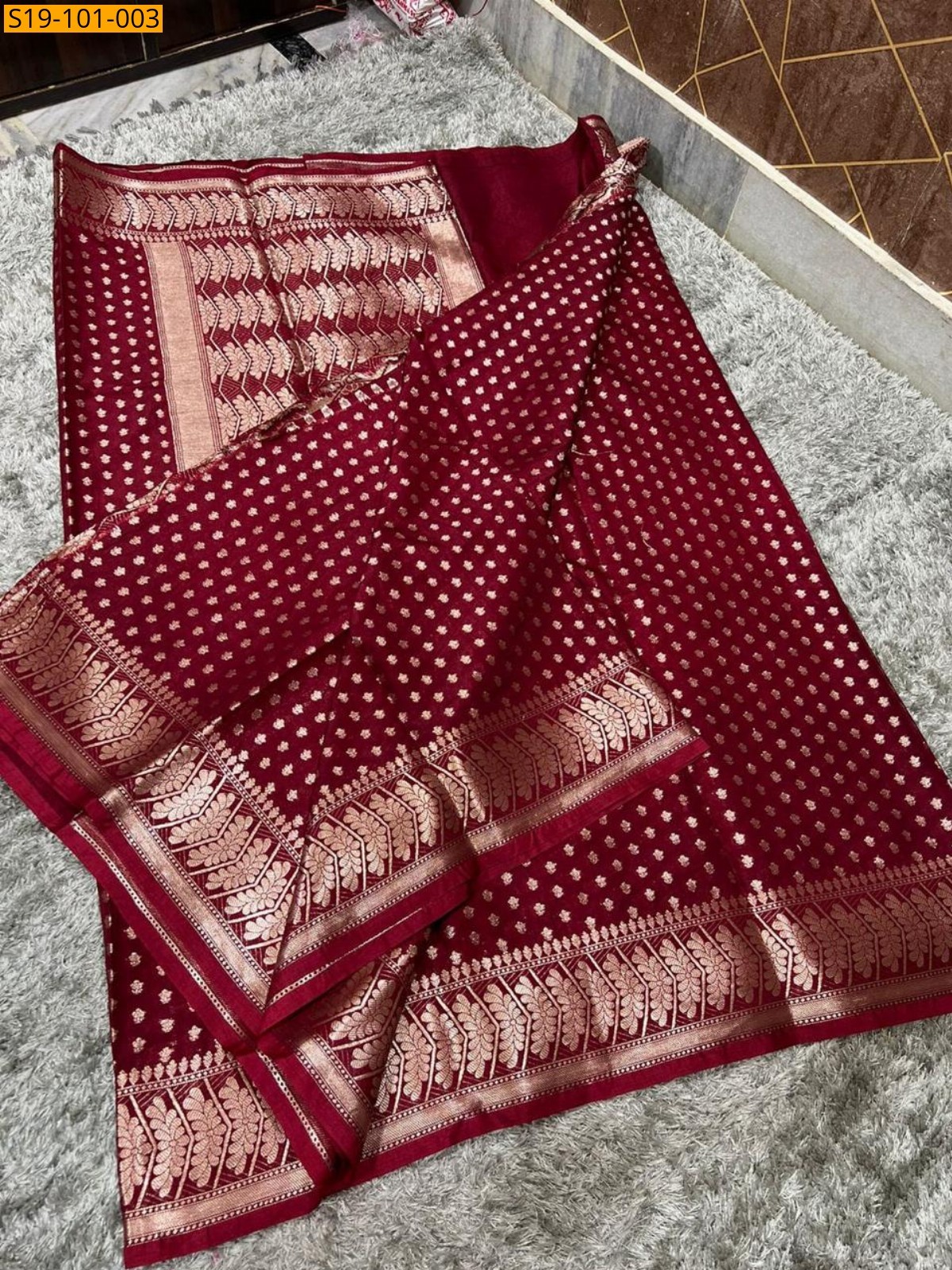 Maroon Banarasi katan soft silk saree