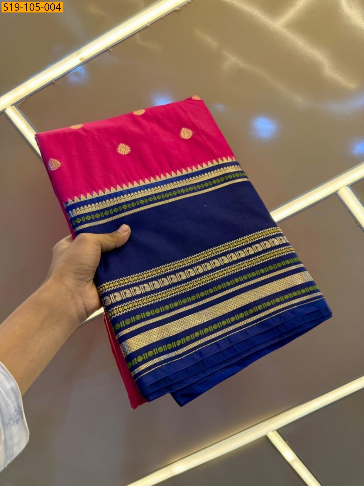 Red Banarasi katan soft silk saree