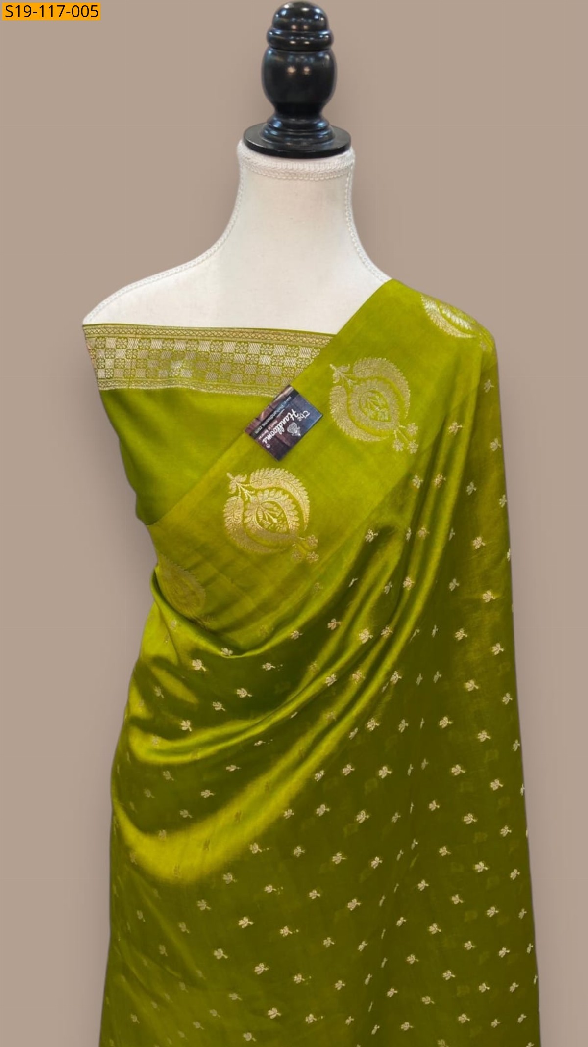 Green Banarsi daibal soft silk saree