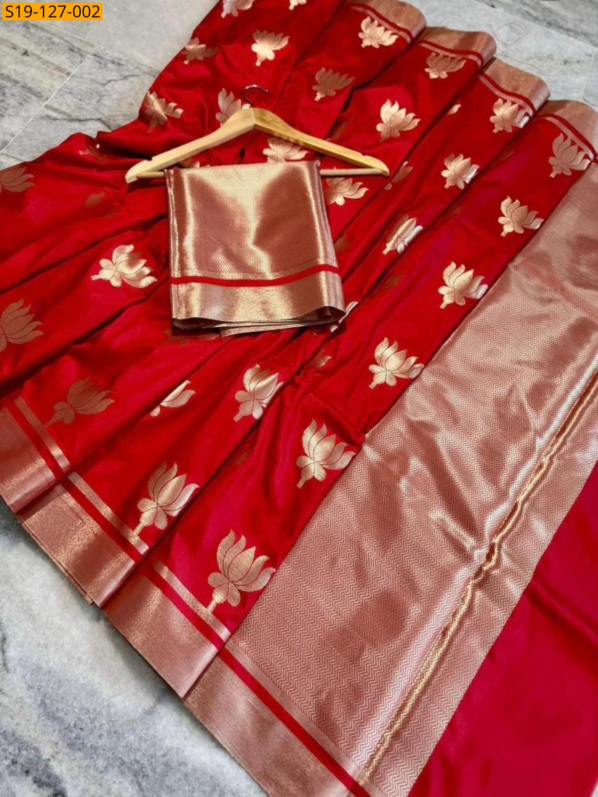 Red Fancy Banarasi Semi Kataan Soft Silk saree