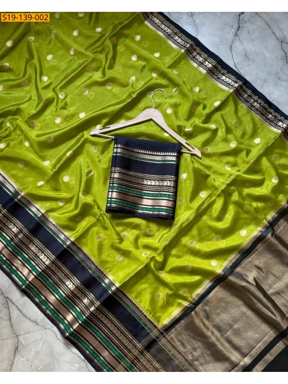 Banarasi semi dupian warm silk Sarees