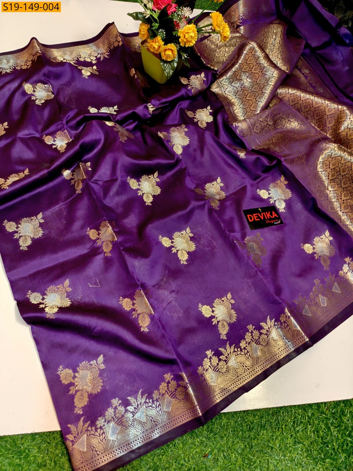 Violet Chiniya Katan Soft Silk Banarasi Saree