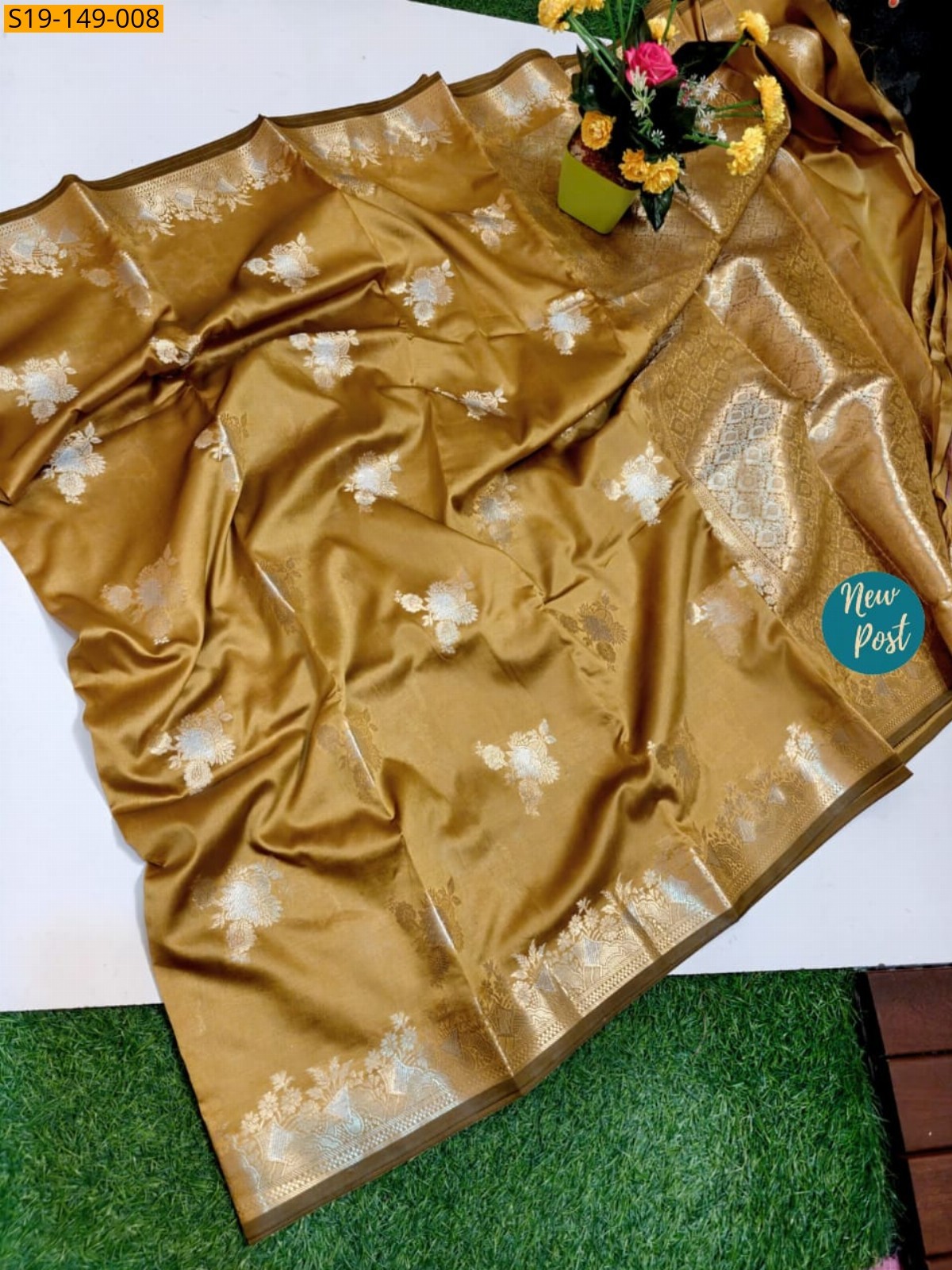 Mustard Chiniya Katan Soft Silk Banarasi Saree