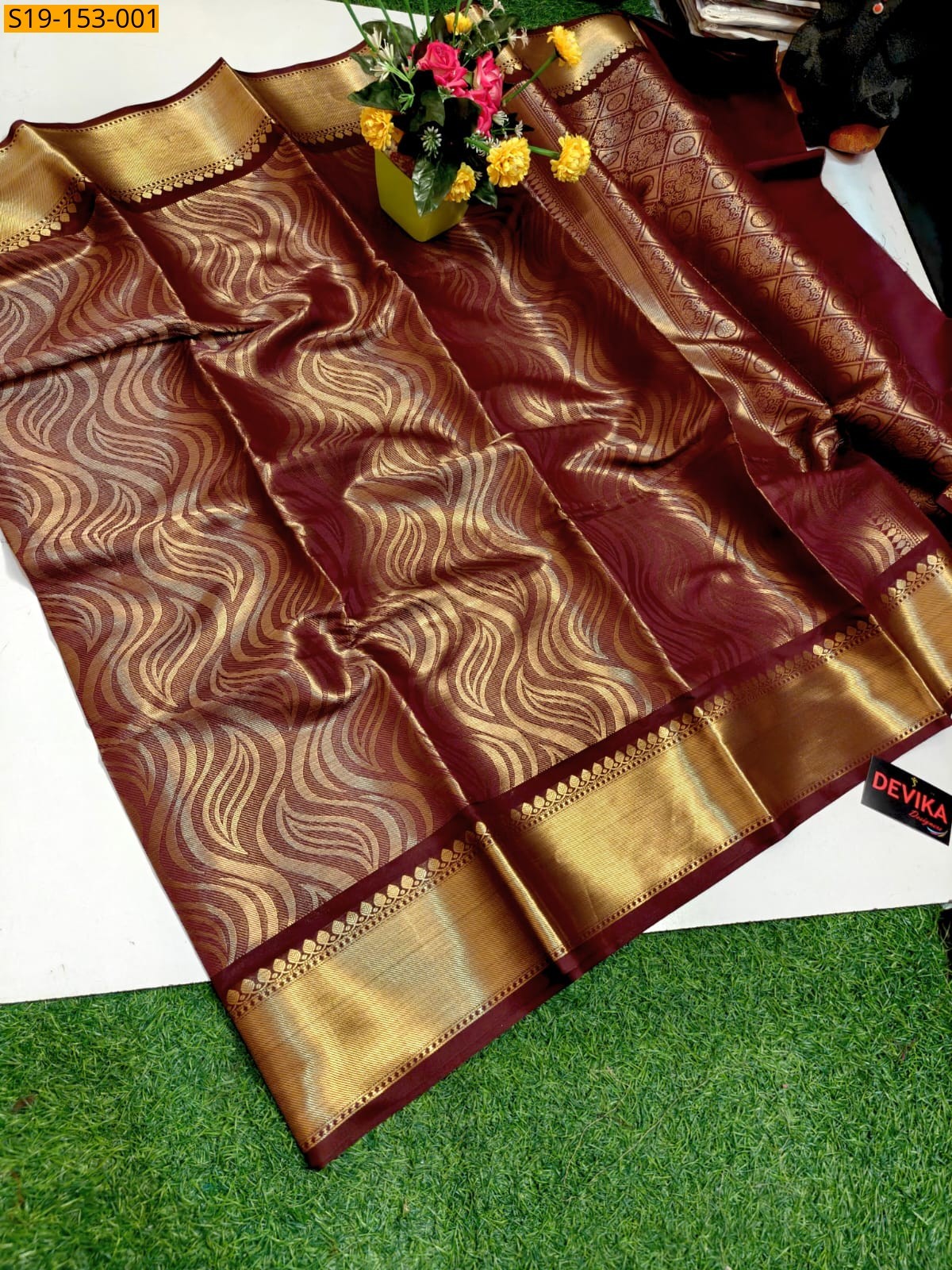 Banarasi Semi Tissue Silk Saree - Maroon