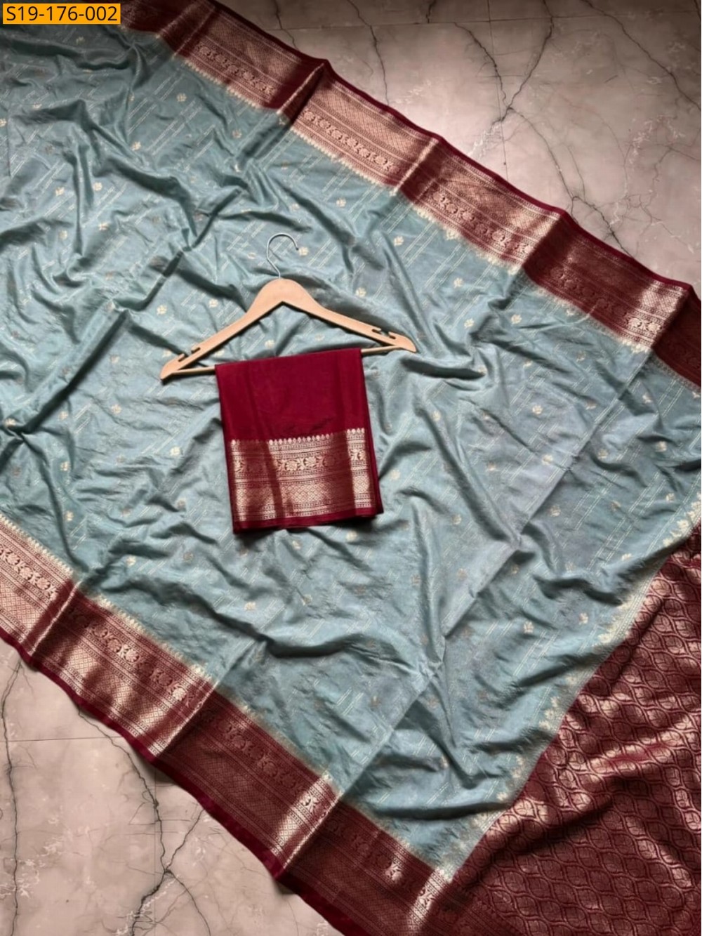 Banarasi Semi chiniya Soft silk Saree