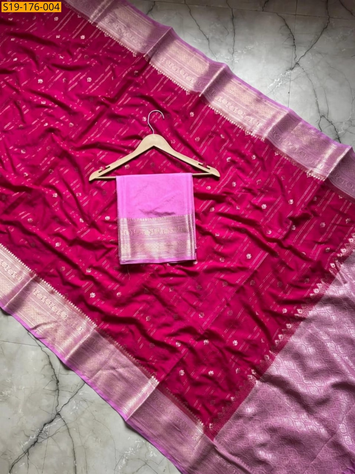 Pink Banarasi Semi chiniya Soft silk Saree