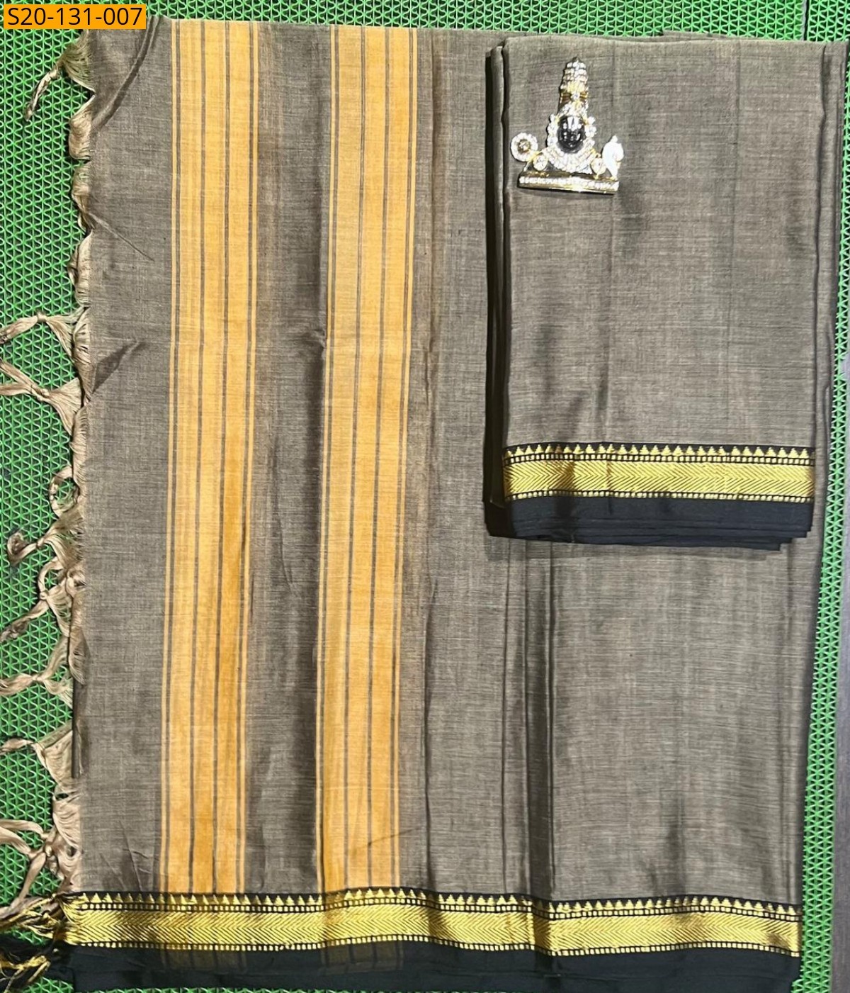 Gray Narayanpet soft cotton suits & Dresses