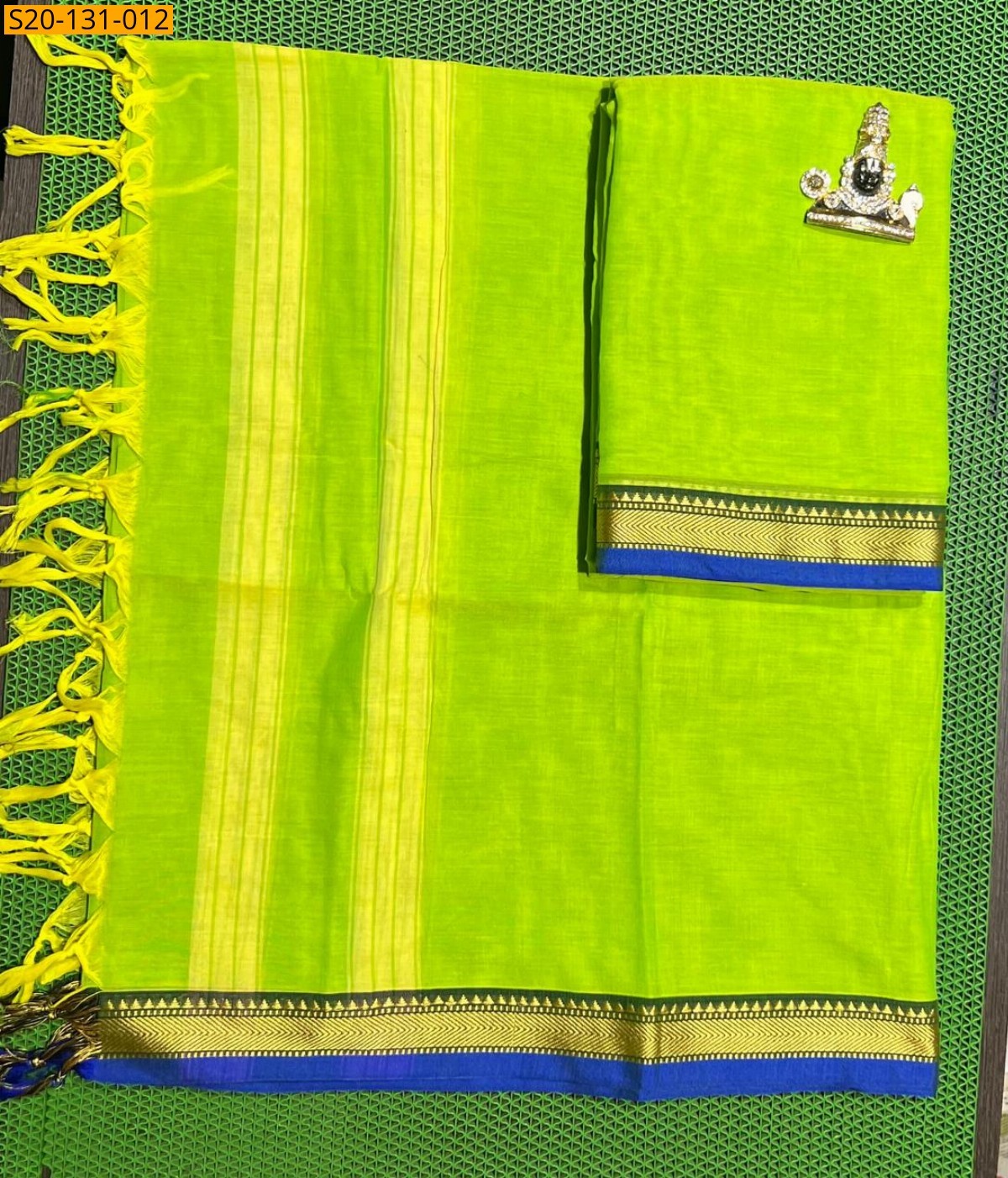 Green Narayanpet soft cotton suits & Dresses