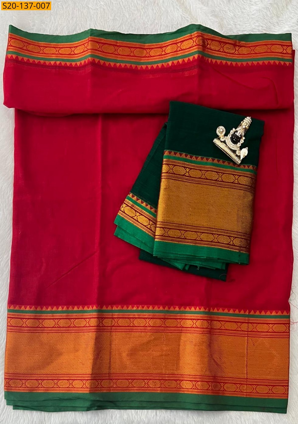 Red Handwoven narayanpet lehenga material 