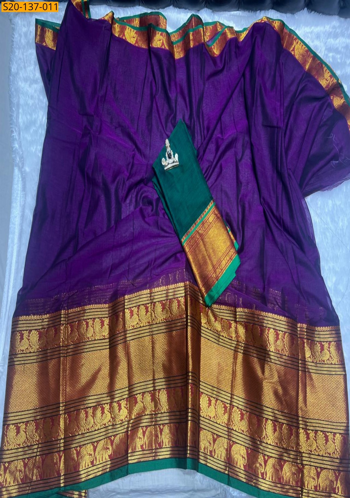 Violet Handwoven narayanpet lehenga material 