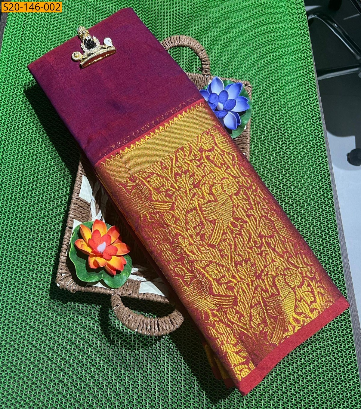 Magenta Traditional narayanpet  sarees
