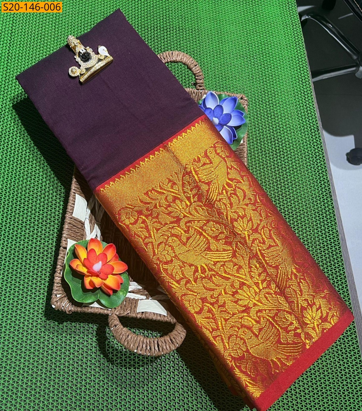 Purple Traditional narayanpet  sarees
