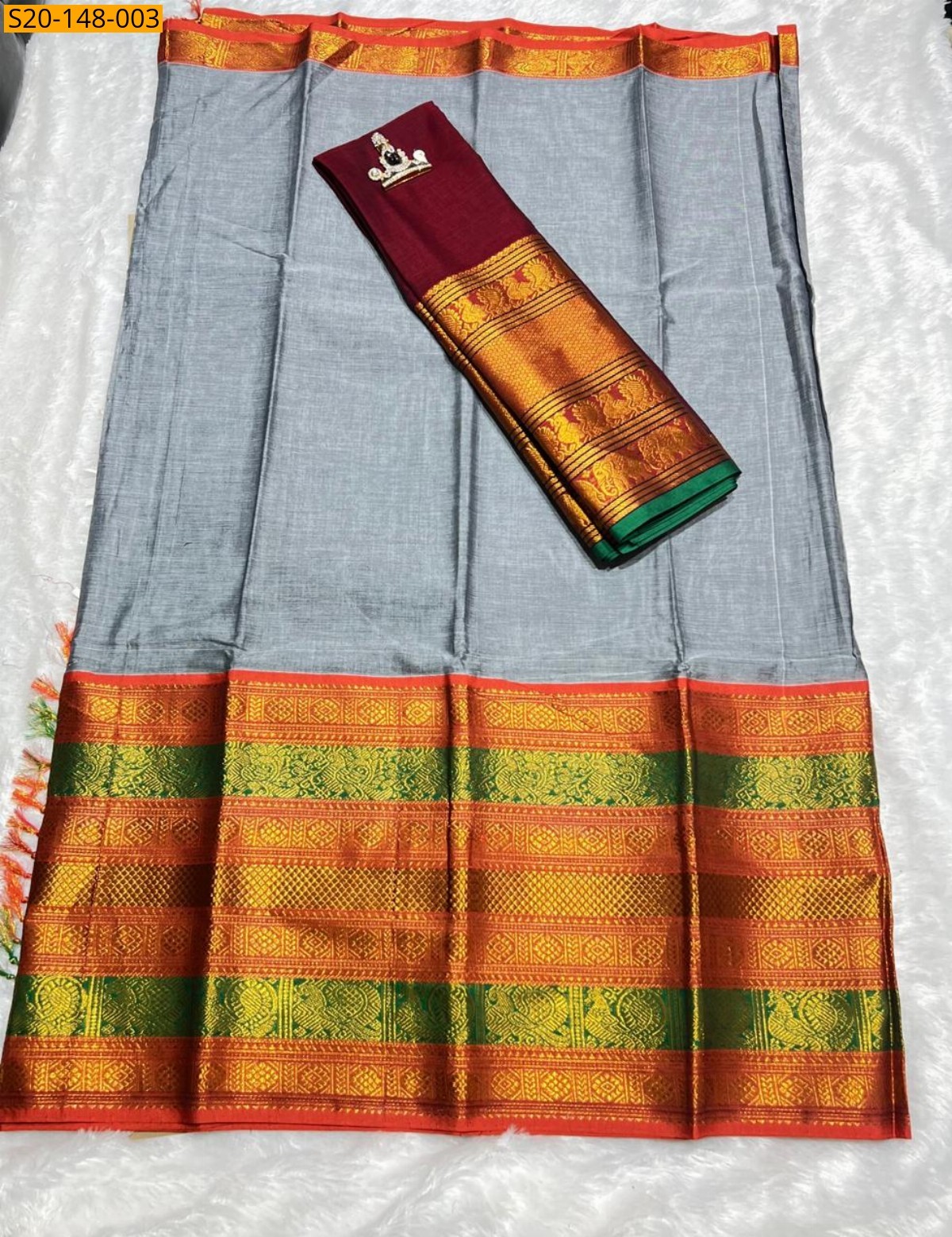 Gray Traditional handwoven narayanpet Half saree