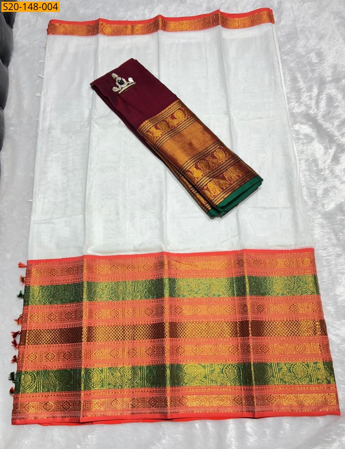 Violet Traditional handwoven narayanpet Half saree