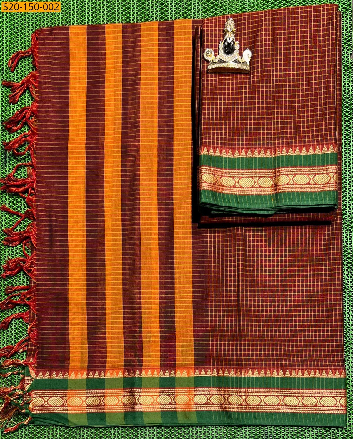 Brown Traditional handwoven narayanpet Material