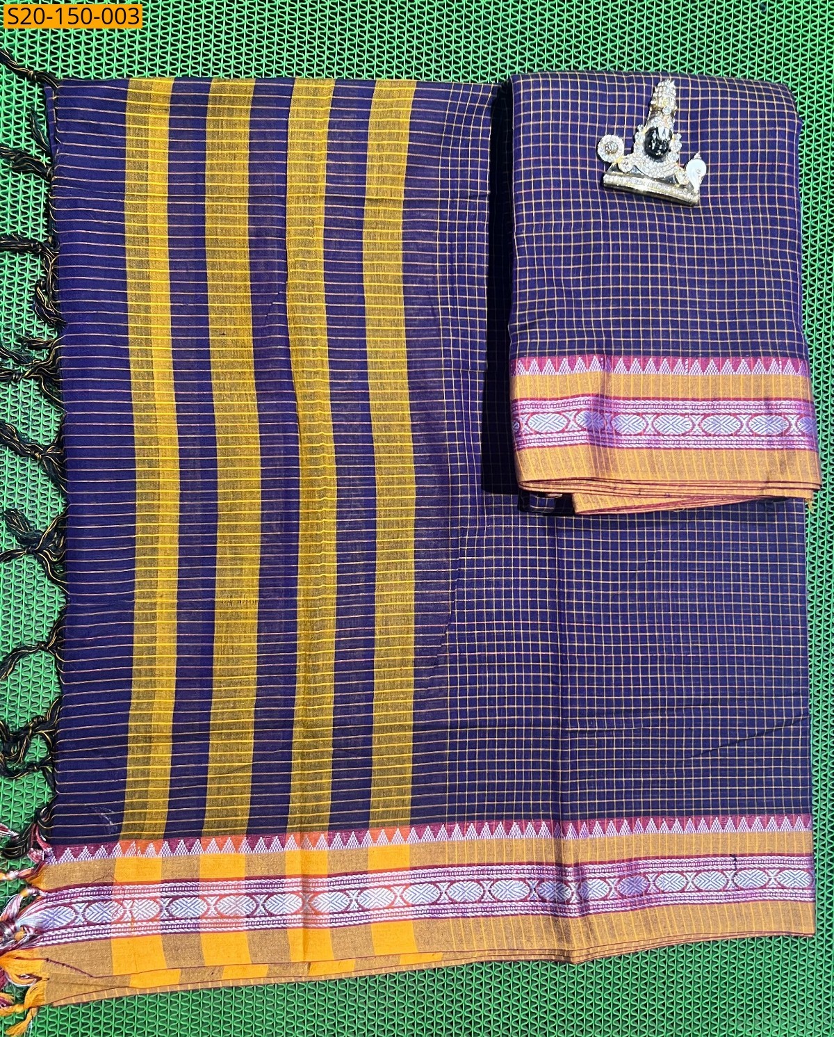 Violet Traditional handwoven narayanpet Material