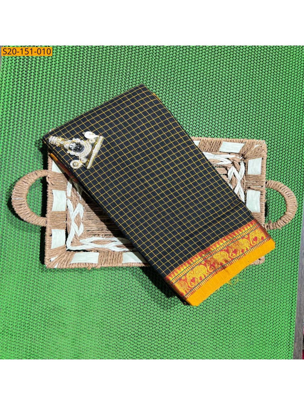 Traditional narayanpet drapes saree