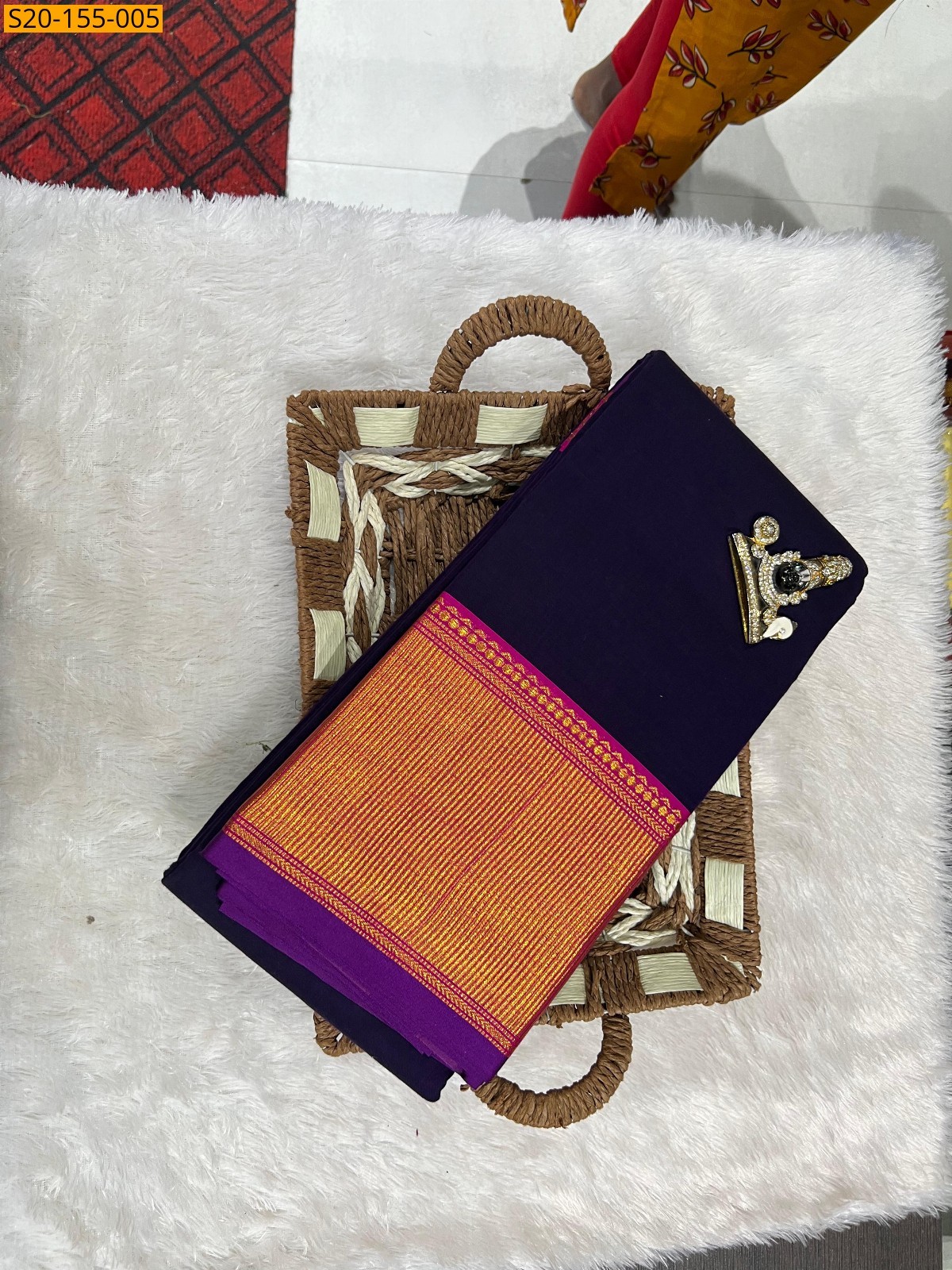 Violet Traditional narayanpet drapes  sarees