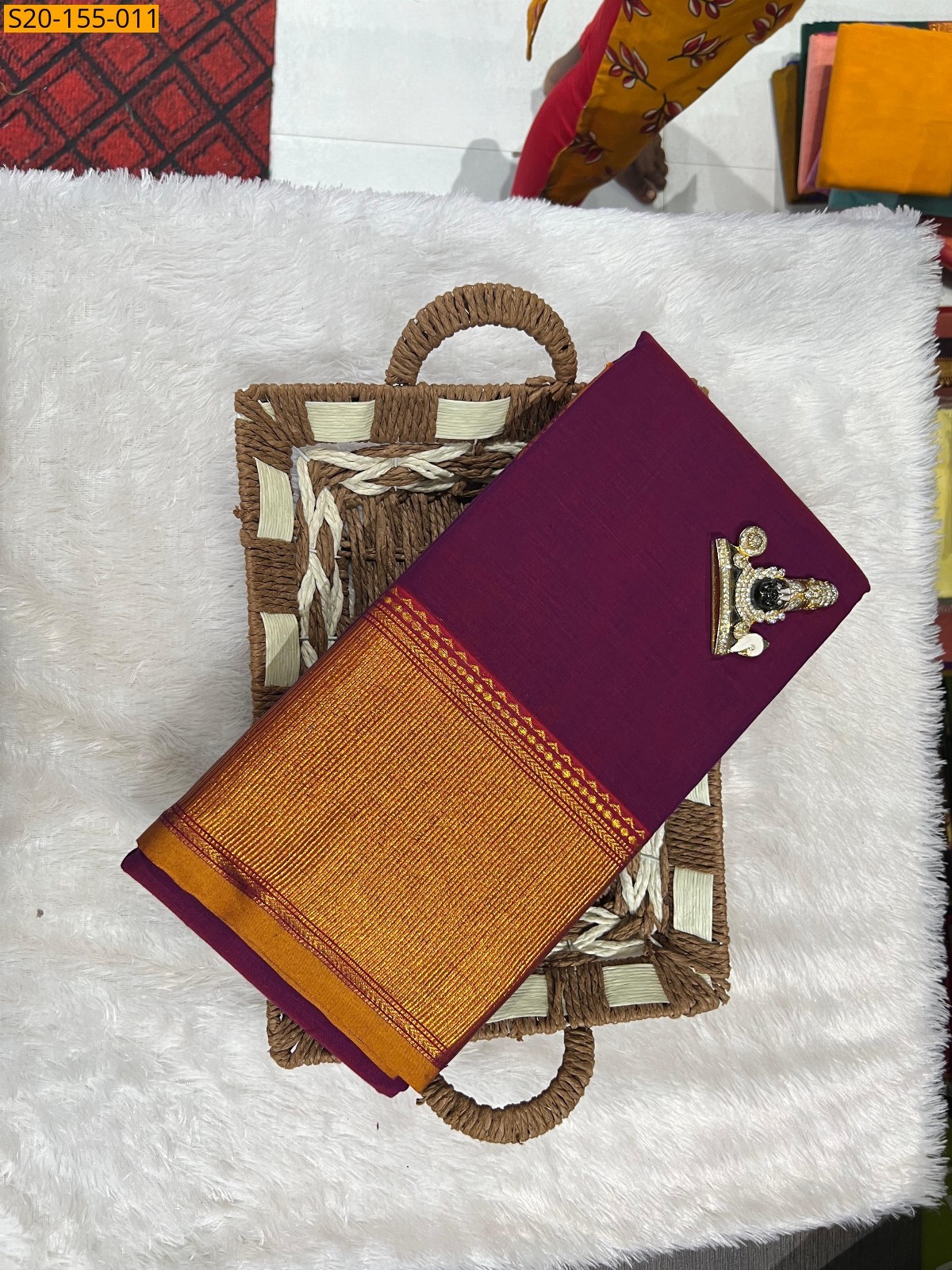 Violet Traditional narayanpet drapes  sarees