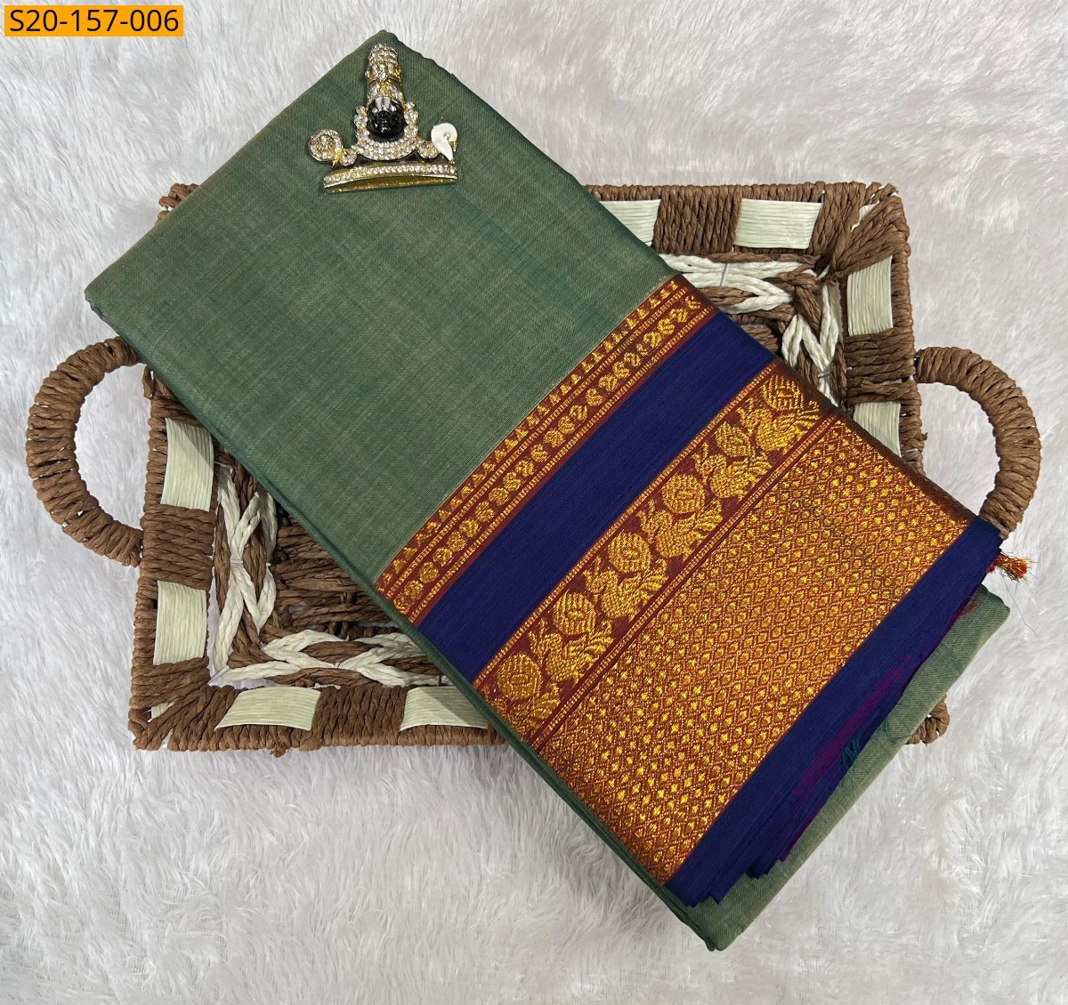 Green Traditional handwoven narayanpet cotton sarees 