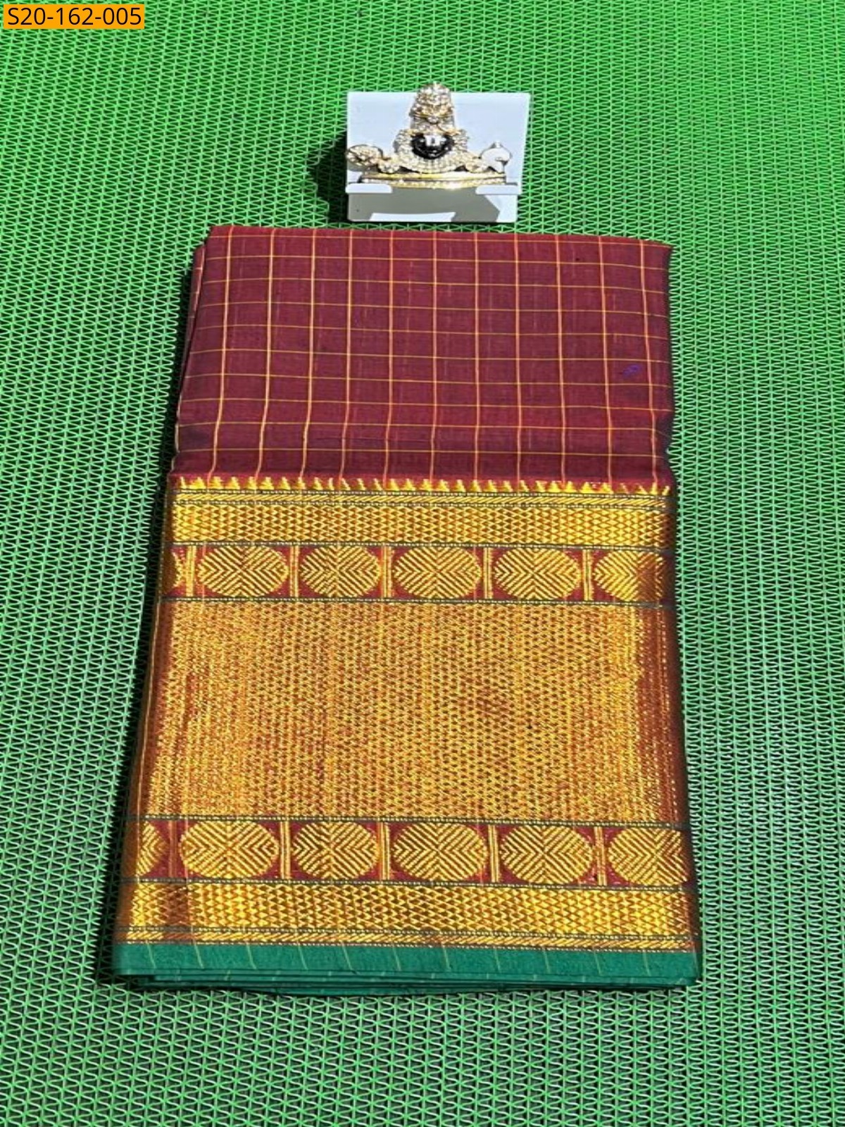 Maroon Traditional narayanpet drapes Saree