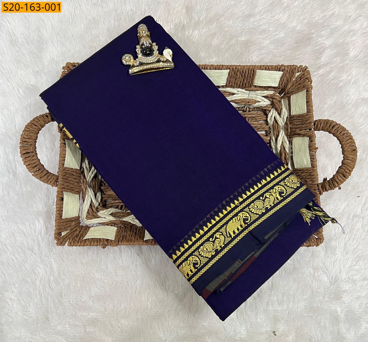 Violet Traditional narayanpet drapes saree